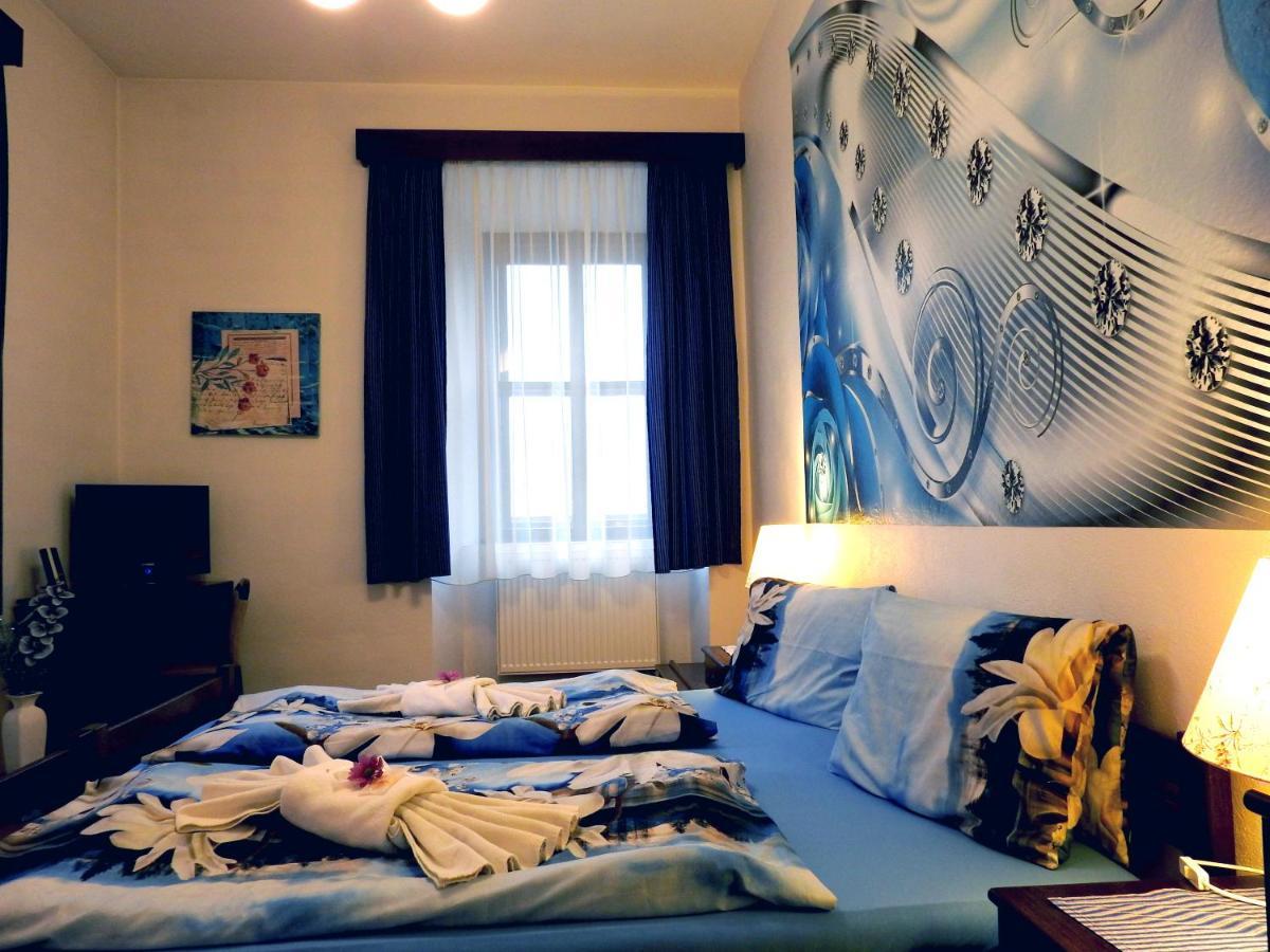 Hotel Stara Skola Na Sumave Горжице-на-Шумаве Экстерьер фото
