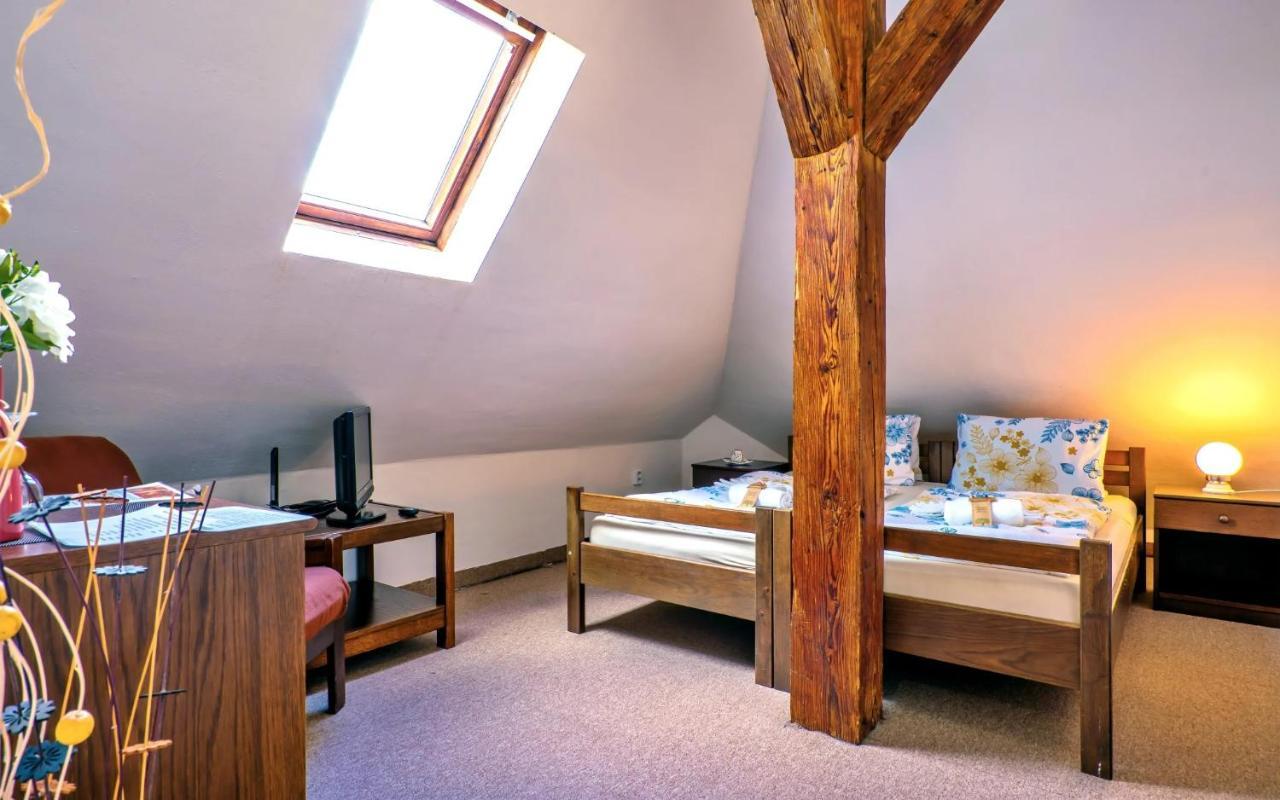 Hotel Stara Skola Na Sumave Горжице-на-Шумаве Экстерьер фото