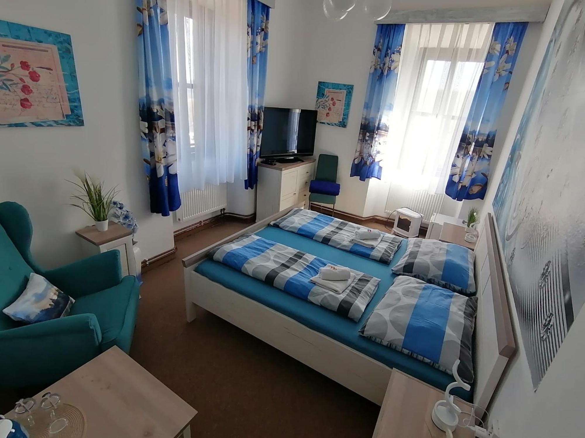 Hotel Stara Skola Na Sumave Горжице-на-Шумаве Экстерьер фото