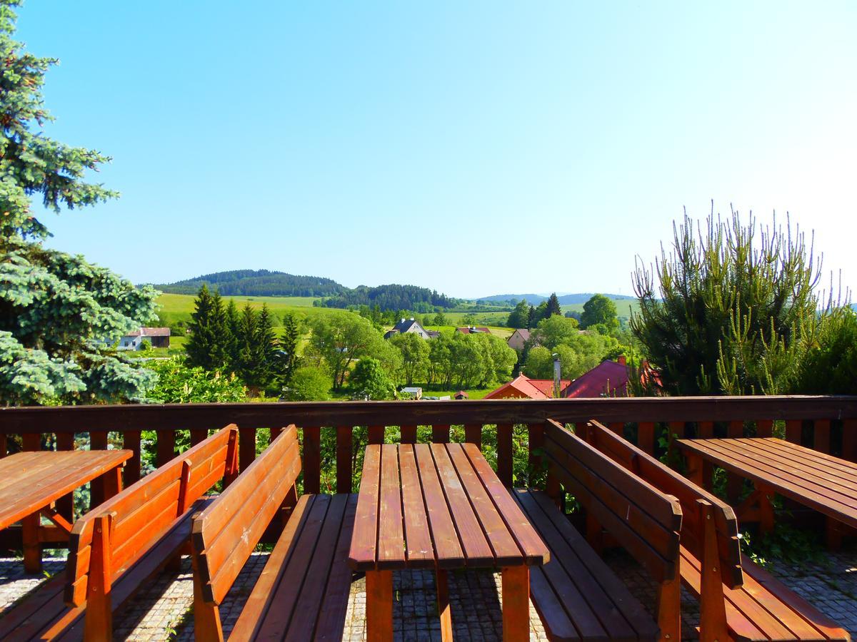 Hotel Stara Skola Na Sumave Горжице-на-Шумаве Экстерьер фото